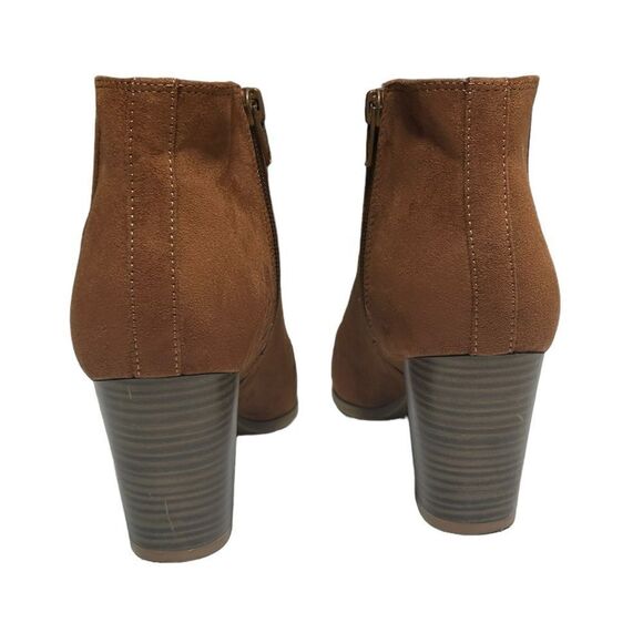 Old Navy Faux Suede Brown Ankle Booties Short Heeled Boots Size 7 Light Brown - Picture 6 of 13